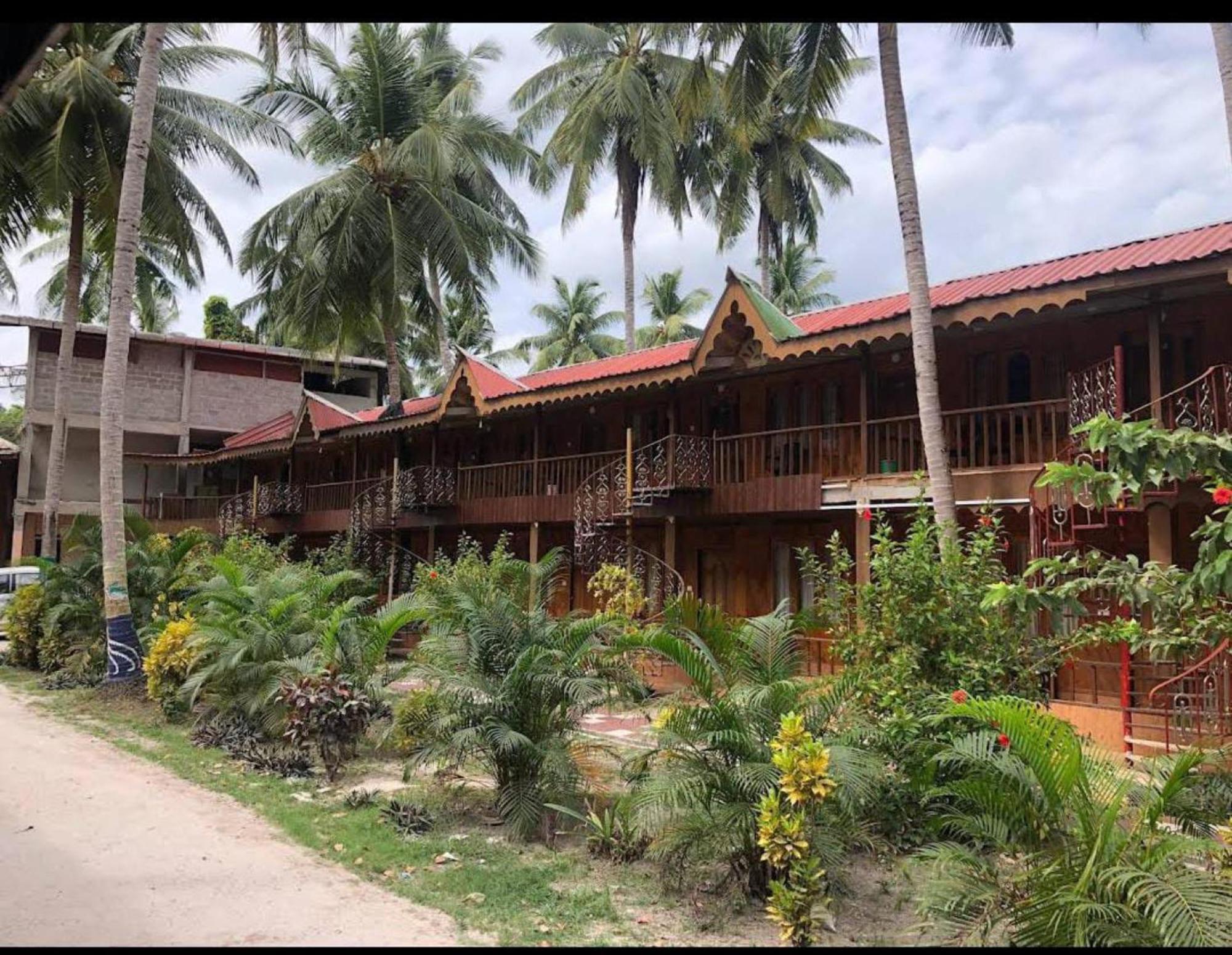 Gold India Beach Resort Govind Nagar Esterno foto